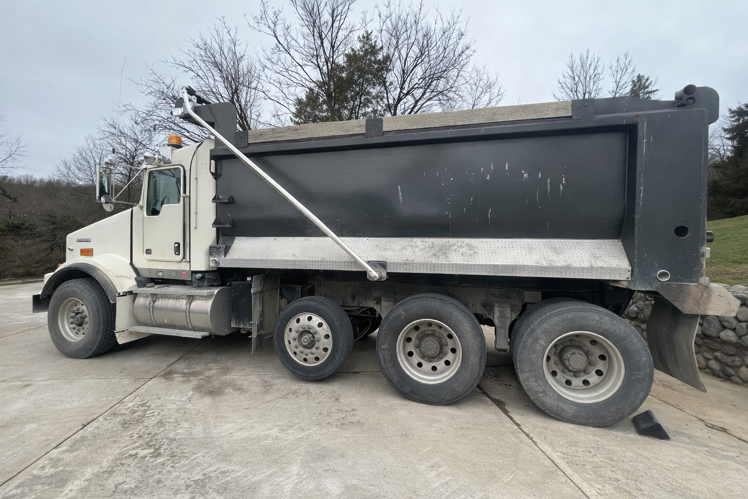 2015 KENWORTH T800 - Image 5